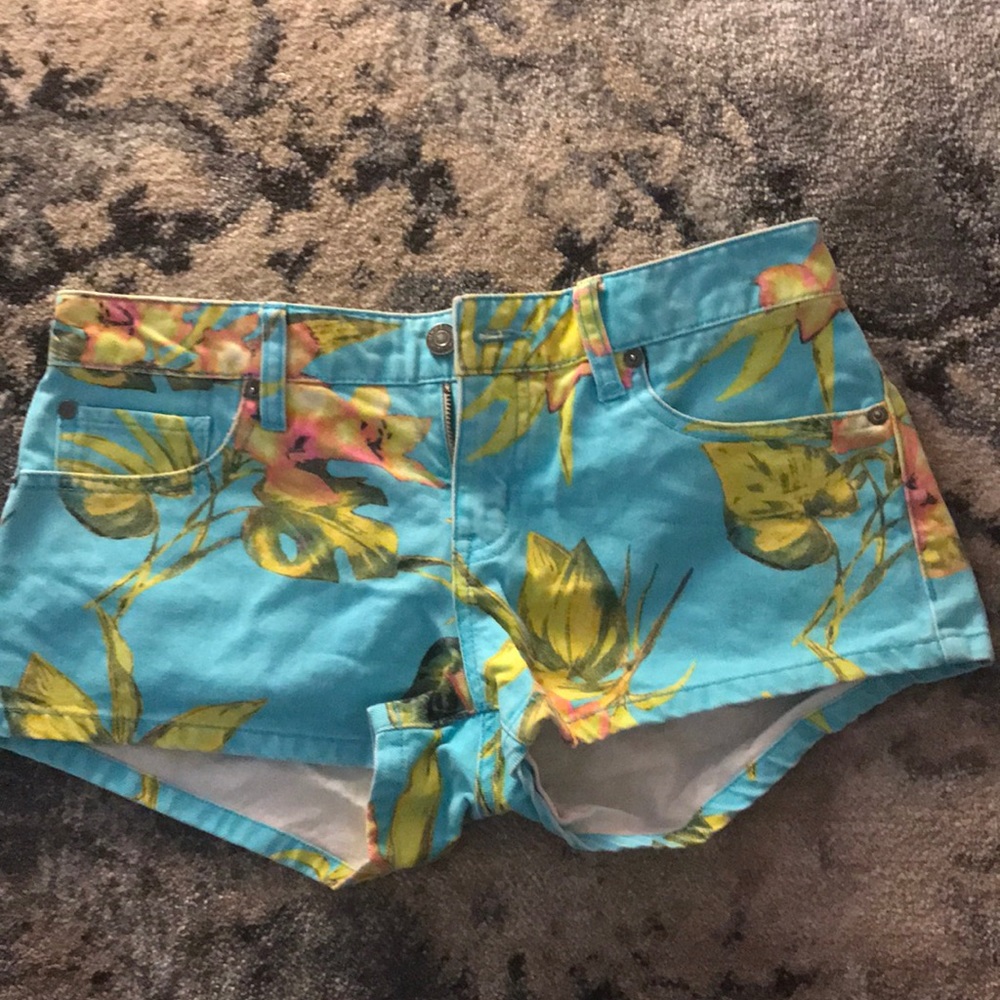 Tropical denim shorts
